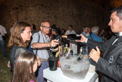 *DiVin Castello*: Storie tra le mura, calici sotto le stelle arriva a Manfredonia