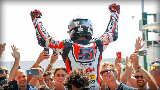 Il pilota sangiovannese Michele Pirro campione dentro e fuori la pista