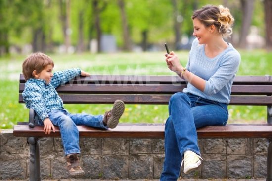 Mamma, che ci faccio su Facebook?