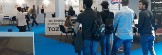 Nell’Aula Magna dell’Istituto Tecnico Economico e Tecnologico “Luigi Di Maggio” di San Giovanni Rotondo si è svolta la cerimonia conclusiva   del progetto PON-PCTO “Building Global Minds”,