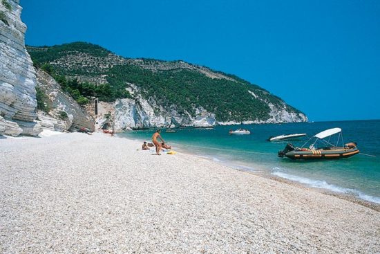 A Manfredonia il forum “Turismo sostenibile del Gargano”