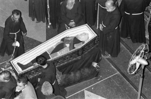 È morto Padre pio ,prof. Antonio Cascavilla, corrispondente ANSA