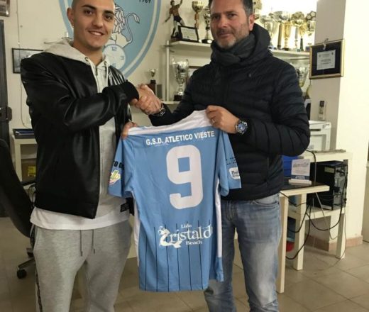 Il calciatore  Sangiovannese Giuseppe Molenda all’Atletico Vieste Calcio