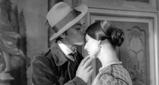 Essere innamorati a San Giovanni Rotondo: quando bastava uno sguardo o la fortuna