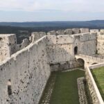 Natale 2022, nell’incantevole scenario del Castello di Monte Sant’Angelo va di scena  “MANINARTE”