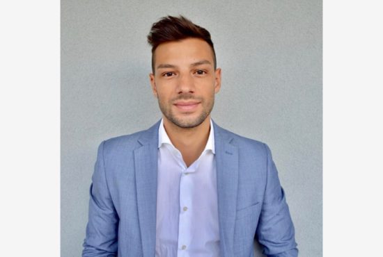 Insegnare l’economia attraverso un profilo Instagram: la storia del Sangiovannese Alessandro Cascavilla