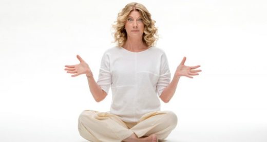 Angela Finocchiaro arriva a Manfredonia col suo spettacolo “Ho perso il filo”. Il 7 febbraio 2020 ore 21.