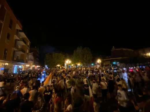 𝐌𝐢𝐜𝐡𝐞𝐥𝐞 𝐙𝐚𝐫𝐫𝐢𝐥𝐥𝐨 𝐢𝐧 𝐜𝐨𝐧𝐜𝐞𝐫𝐭𝐨 a San Giovanni Rotondo