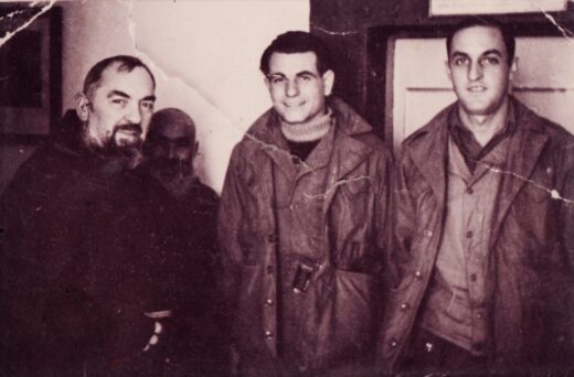 Claudio Castriotta: “La storia di zio Matteo ,Padre Pio e Capitano Masone, poco in vista il frate alle spalle zio no ha fatto in tempo a dirmi il nome