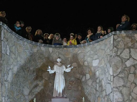 Donata alla Comunità di San Giovanni Rotondo una Statua di San Francesco D’Assisi