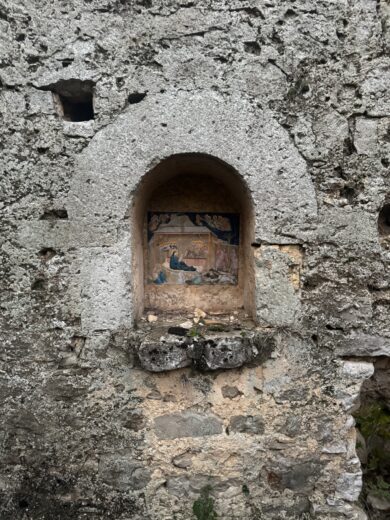Un nuovo segno di bellezza e spiritualità lungo la Via Francigena: il Presepe di Giotto a San Nicola al Pantano